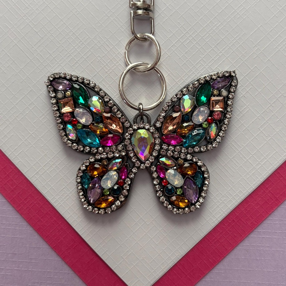 Sparkling Multi Color Rhinestone Butterfly Keychain Purse Charm Bag Accessoryβ - Picture 2 of 3